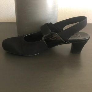 munro ella slingback pump